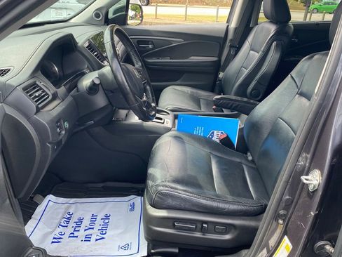 Used 2019 Honda Pilot EX-L image 6