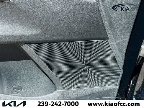 New 2026 Kia Sorento LX FWD image 22
