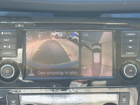 Used 2022 Nissan Rogue Sport SL image 28