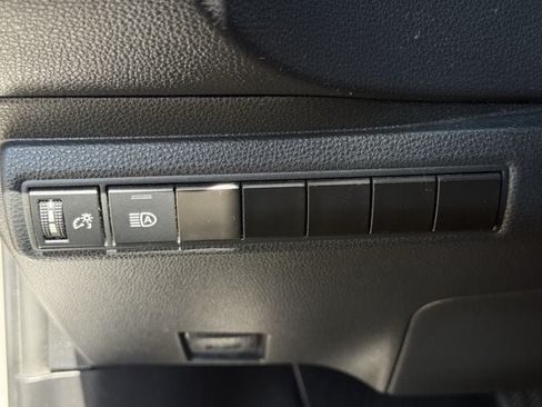 Used 2024 Toyota Corolla LE FWD image 19