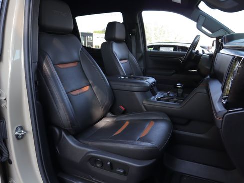 Used 2022 GMC Sierra 1500 AT4 AWD/4WD image 28