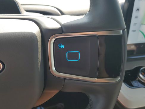 Certified 2025 Ford Expedition Active image 26