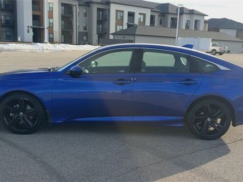 Used 2019 Honda Accord Sport image 5