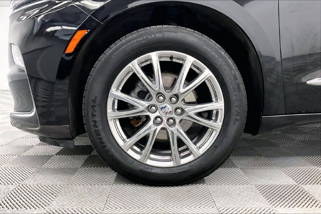 Used 2024 Buick Enclave Essence w/ Experience Buick Package AWD/4WD image 9