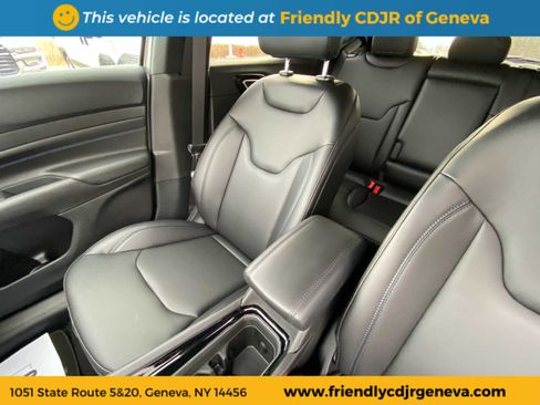 New 2026 Jeep Compass Limited image 10