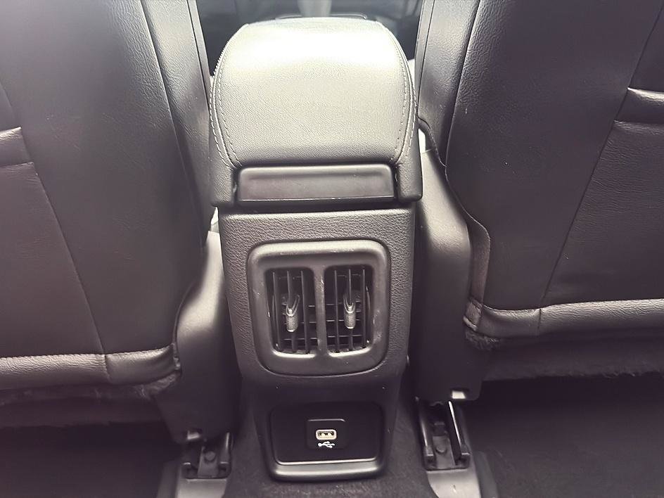 Used 2021 Jeep Compass Latitude w/ Sun and Sound Group AWD/4WD image 26