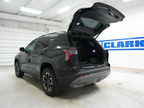 New 2026 Chevrolet Equinox ACTIV w/ Convenience Package III image 9