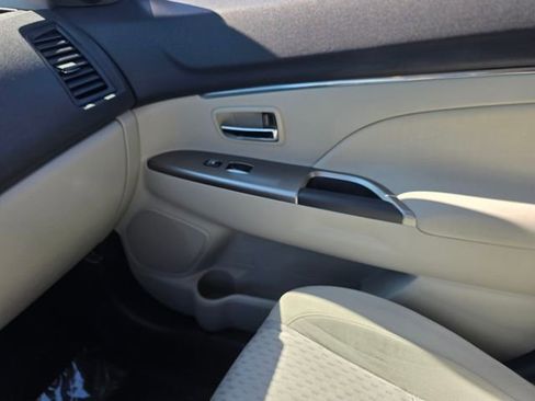 Used 2018 Mitsubishi Outlander Sport ES FWD image 26