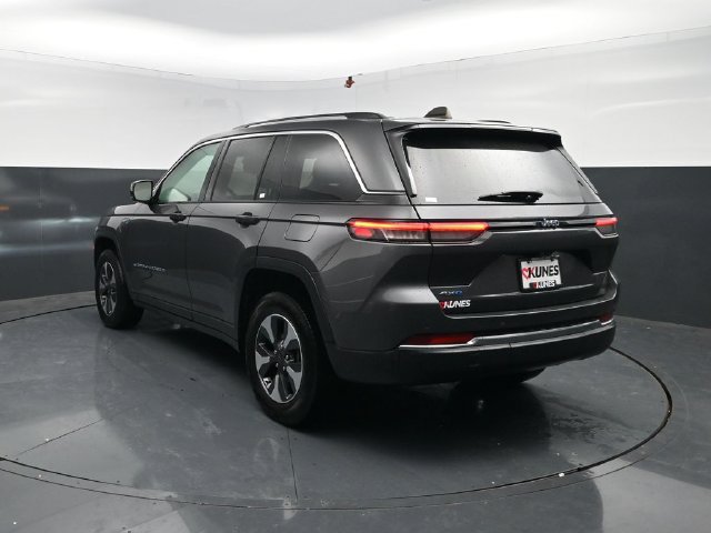 Used 2024 Jeep Grand Cherokee Limited 4xe AWD/4WD image 6