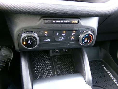 Used 2023 Ford Bronco Sport AWD/4WD image 21