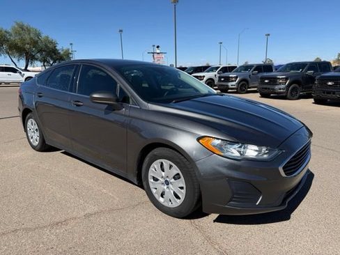 Certified 2020 Ford Fusion S FWD image 3