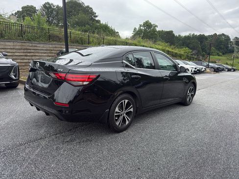 Used 2022 Nissan Sentra SV w/ Trunk Package FWD image 3