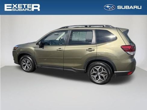 Used 2023 Subaru Forester Premium AWD/4WD image 6