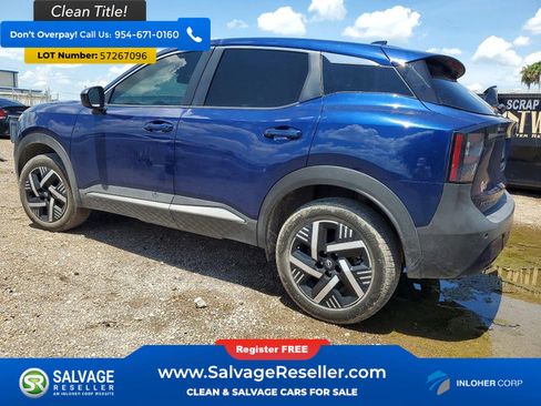 Used 2025 Nissan Kicks SV FWD image 3