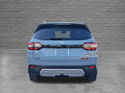 Used 2024 Honda Pilot TrailSport image 7