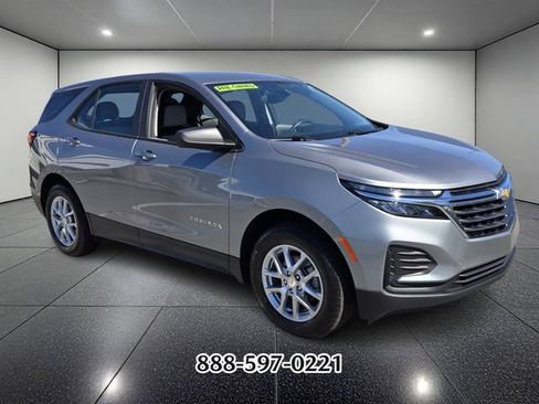 Used 2024 Chevrolet Equinox LS AWD/4WD image 7