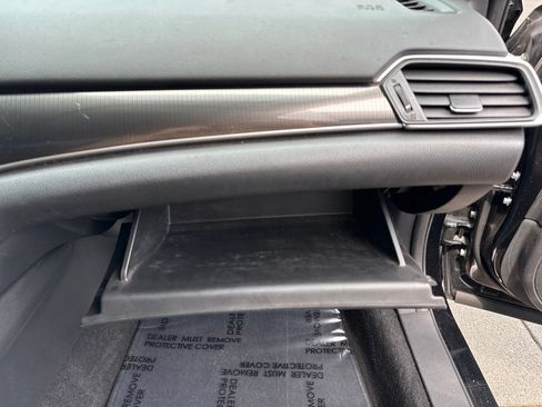 Used 2019 Honda Accord Sport image 24