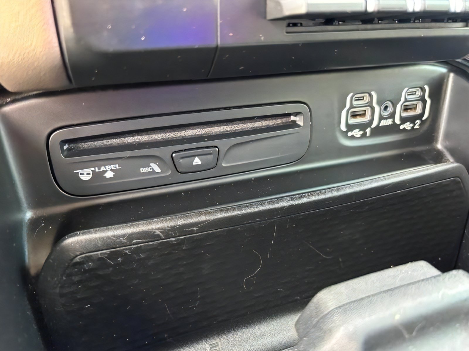 Used 2019 RAM 1500 Laramie AWD/4WD image 15