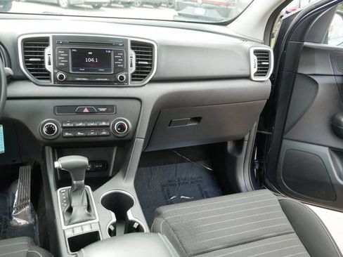 Used 2018 Kia Sportage LX AWD/4WD image 23
