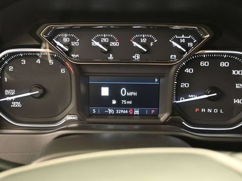 Used 2020 GMC Sierra 1500 AT4 w/ AT4 Premium Package AWD/4WD image 24