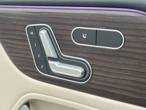 New 2026 Mercedes-Benz GLB 250 4MATIC image 33