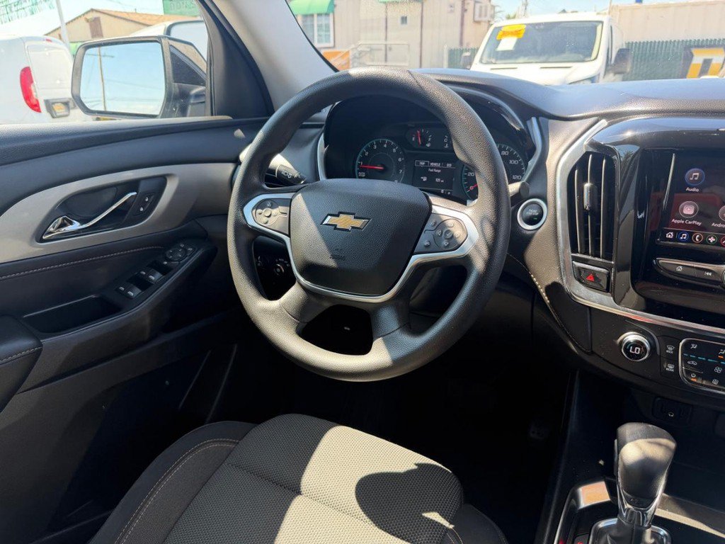 Used 2021 Chevrolet Traverse LS FWD image 24