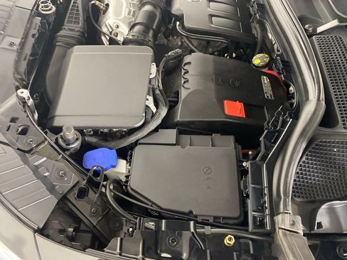 Used 2023 Mercedes-Benz GLA 250 4MATIC image 36