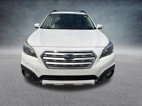 Used 2016 Subaru Outback 2.5i Limited AWD/4WD image 3