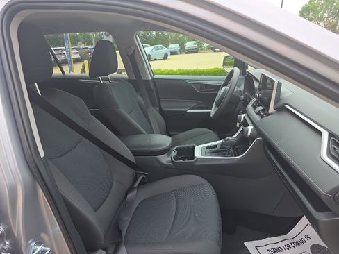 Used 2025 Toyota RAV4 LE FWD image 22