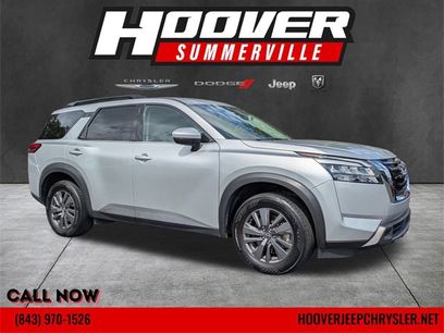 Used 2024 Nissan Pathfinder SV