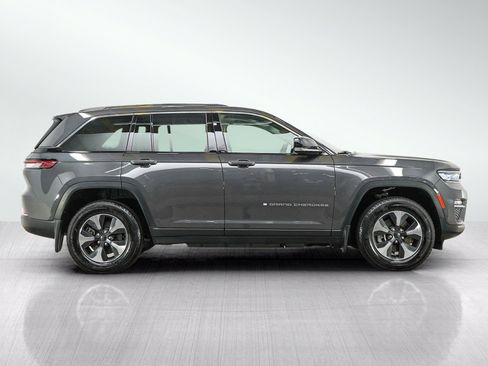 Used 2023 Jeep Grand Cherokee 4WD 4xe image 6