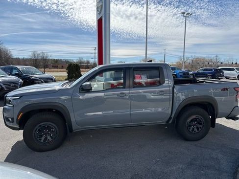 Certified 2025 Nissan Frontier PRO-4X w/ Interior Protection Package image 4