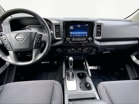 Used 2024 Nissan Frontier SV w/ SV Convenience Package image 7