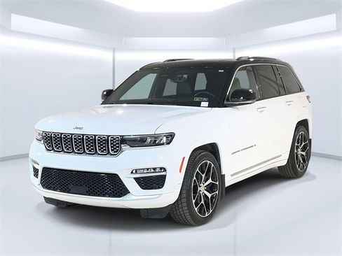 Used 2022 Jeep Grand Cherokee Summit image 1