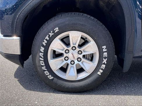 Used 2022 GMC Sierra 1500 Pro w/ Pro Value Package AWD/4WD image 7