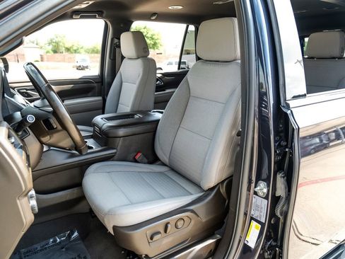 Used 2023 Chevrolet Tahoe LS RWD image 30