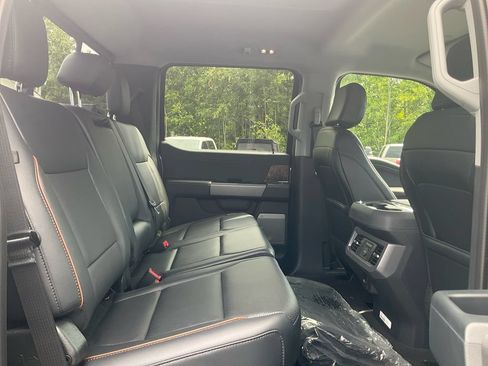 New 2026 Ford F250 Lariat w/ Chrome Package AWD/4WD image 13