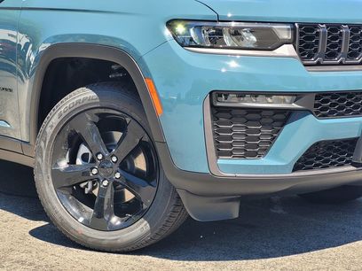 New 2026 Jeep Grand Cherokee Limited w/ Limited Altitude Package