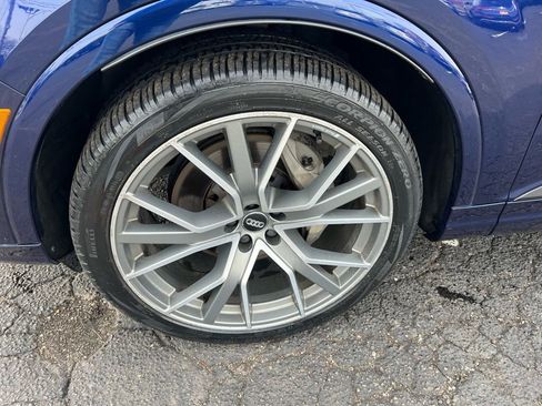 Used 2019 Audi Q7 3.0T Prestige image 37