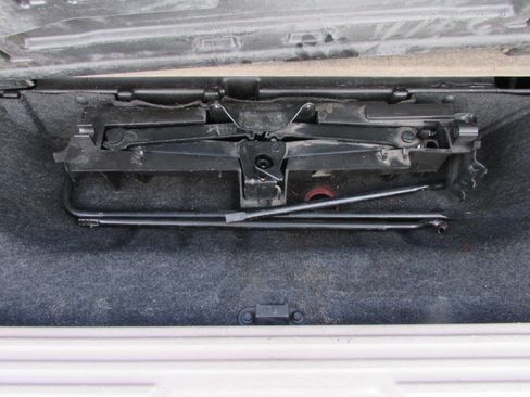 Used 2003 Ford Expedition Eddie Bauer image 31