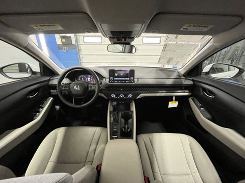 New 2025 Honda Accord LX image 28