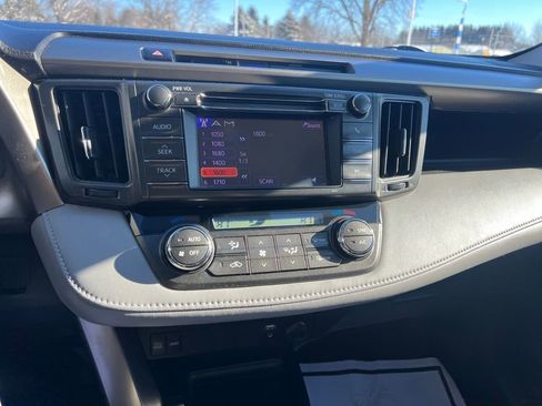 Used 2013 Toyota RAV4 XLE image 15