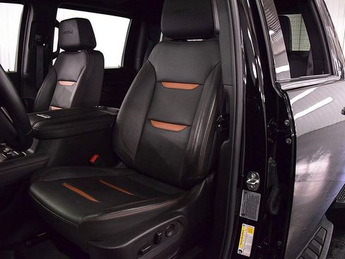 Used 2024 GMC Sierra 2500 AT4 w/ AT4 Preferred Package image 31