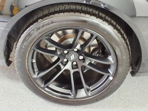 Used 2023 Dodge Challenger R/T Scat Pack RWD image 3