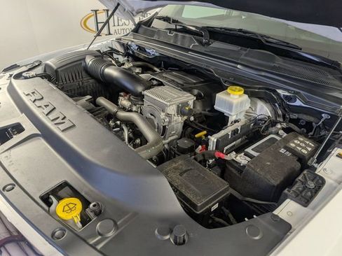 Certified 2022 RAM 1500 Laramie RWD image 36