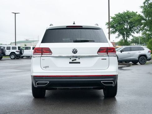 Certified 2022 Volkswagen Atlas SE w/ Black Wheel Package AWD/4WD image 5