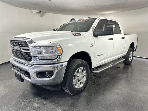 Used 2024 RAM 2500 Big Horn w/ Off Road Package image 6