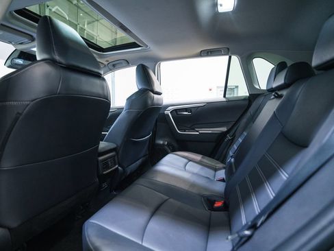 Used 2023 Toyota RAV4 XLE Premium AWD/4WD image 35