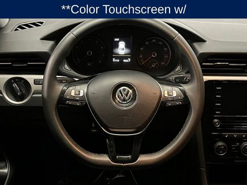 Used 2021 Volkswagen Passat 2.0T SE image 9