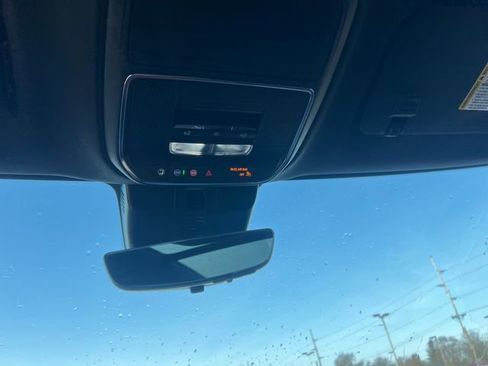 New 2026 Chevrolet Traverse RS w/ LPO, Floor Liner Package image 19